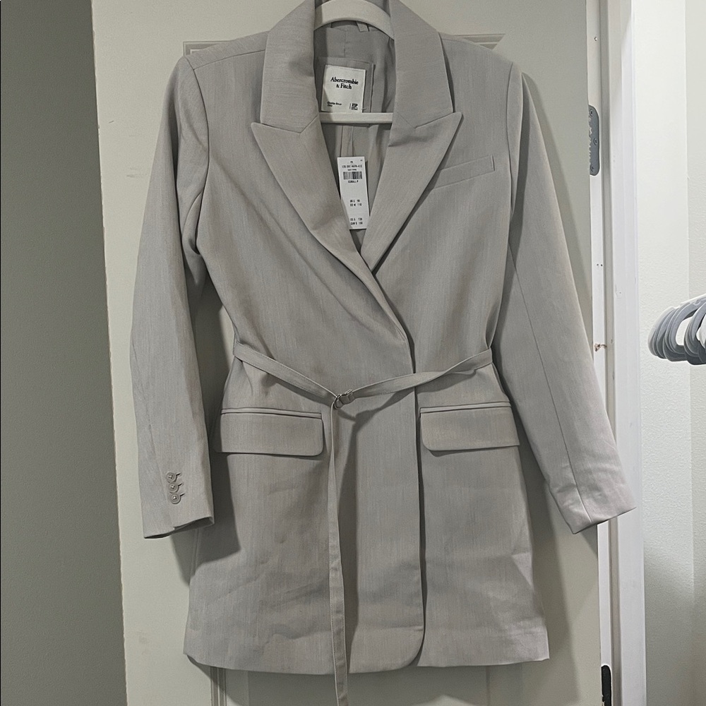 Abercrombie & Fitch Light Gray Belted Blazer